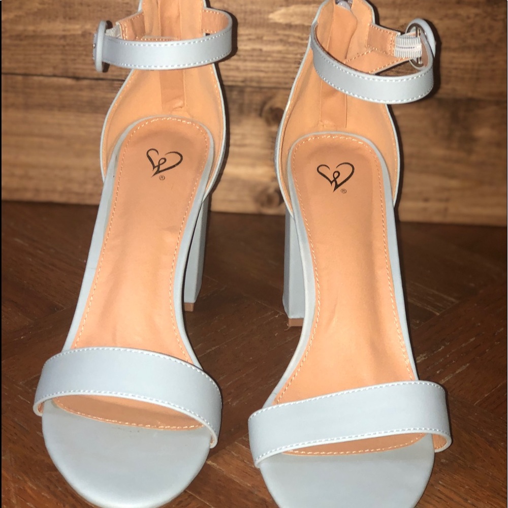 Stylish Blue heels